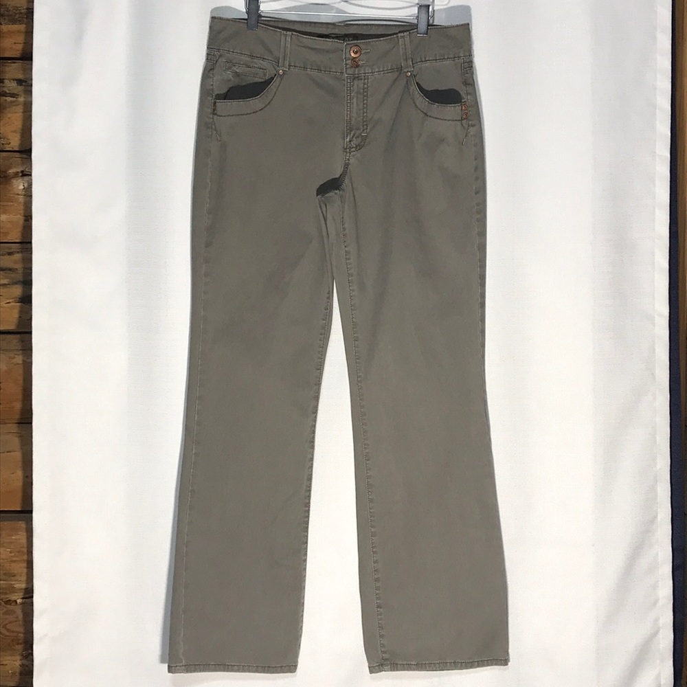 JEANSTAR Olive Green Jeans (NWOT)